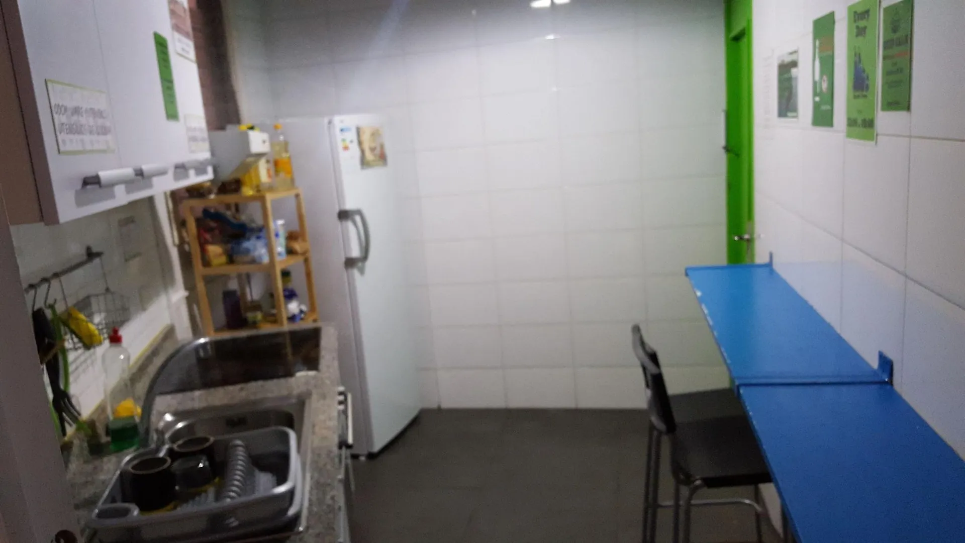 Diagonal House Hostel Barcelona 0*,