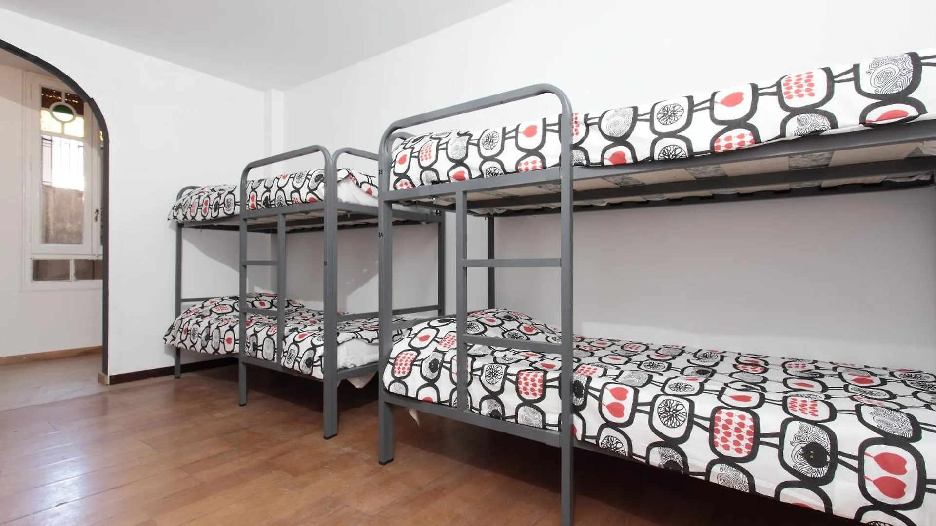Diagonal House Hostel Barcelona